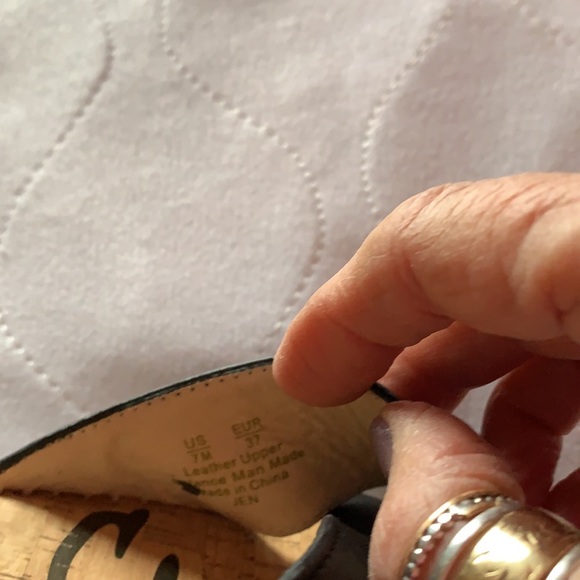 Sam Edelman sandals, size 7 or 37 European - Picture 3 of 5